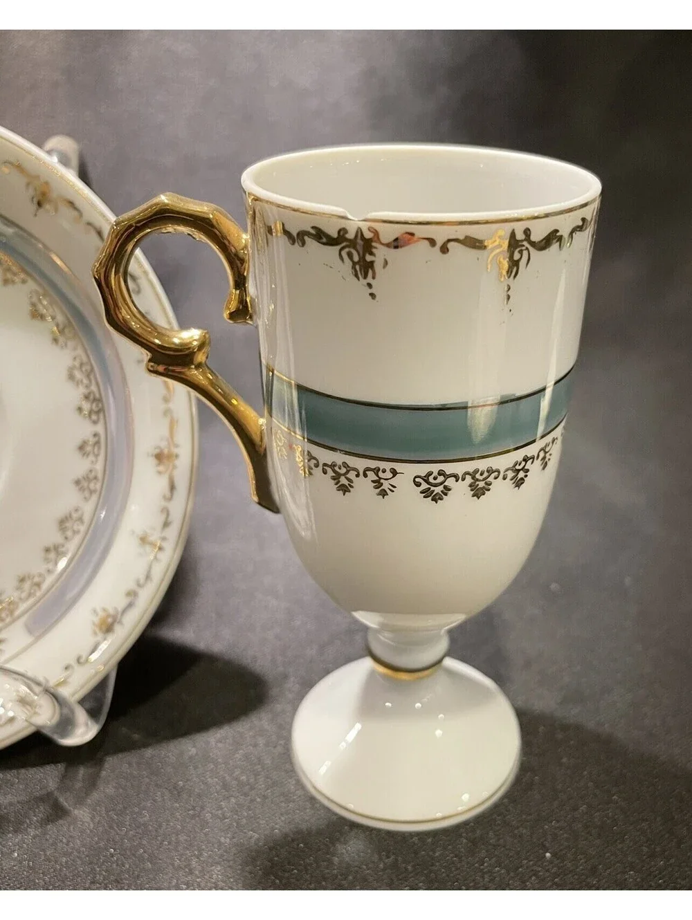 Fragonard Love Story Pedestal Demitasse Tea Cup Saucer Beehive Stamp 1/681 Gold